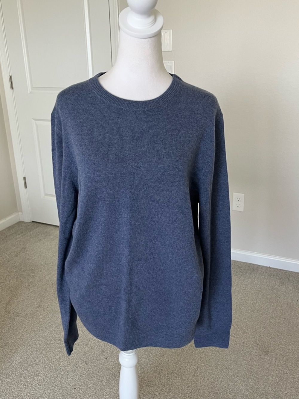 NWT Quince Crewneck Sweater in Heather Storm Blue Size Medium